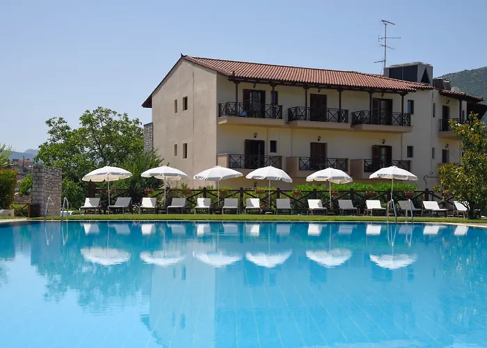 Mont Helmos Hotel