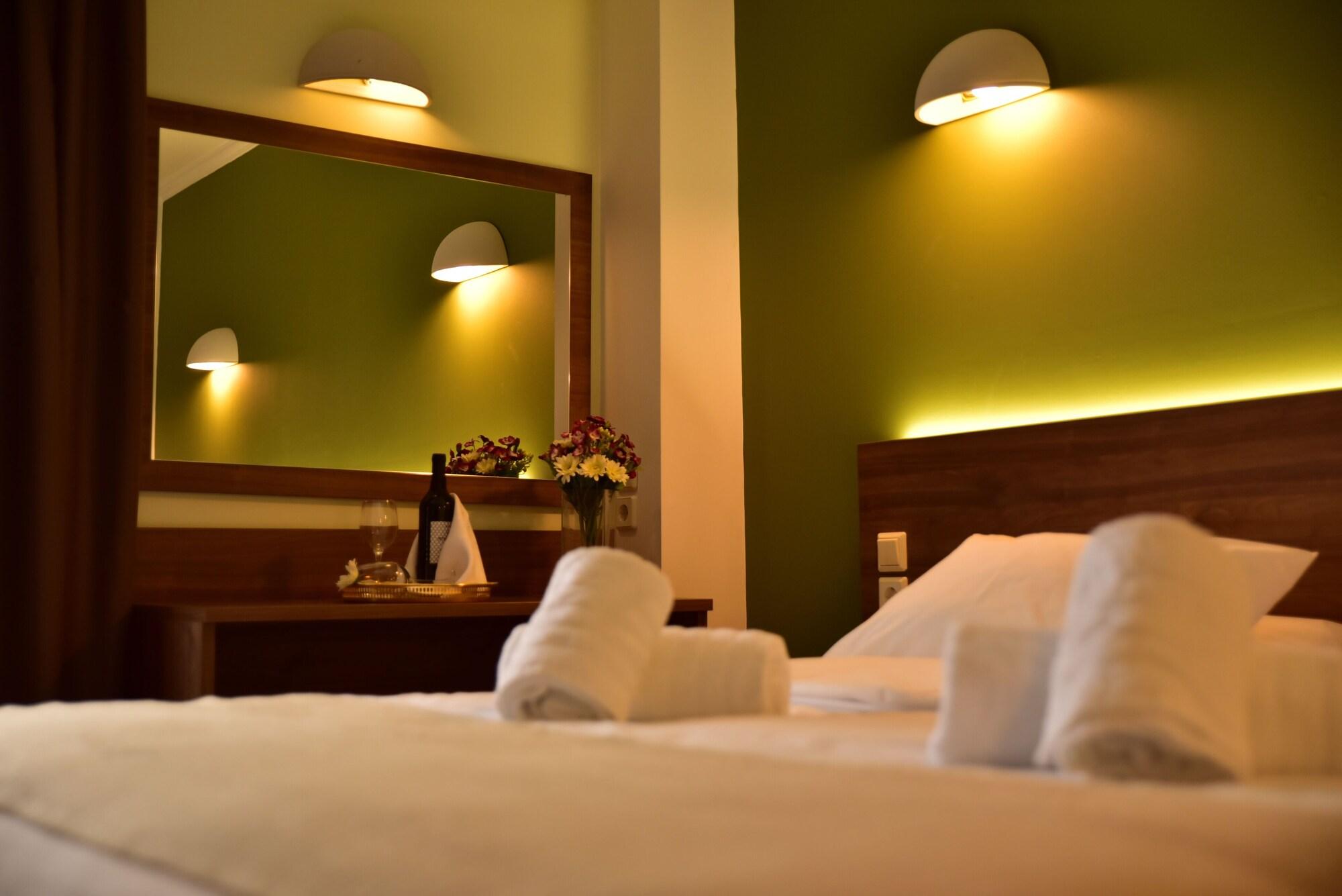 Hotel Mont Helmos
